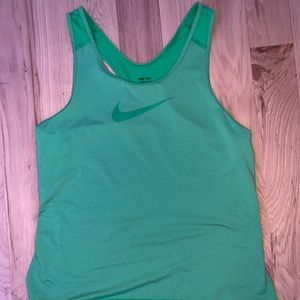 nike tank top